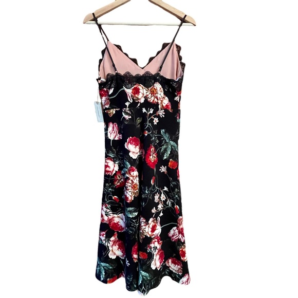 ๐ NWT Anthro Floral Foxidox w/Black Lace & Adjustable Straps - XS P - Picture 4 of 11